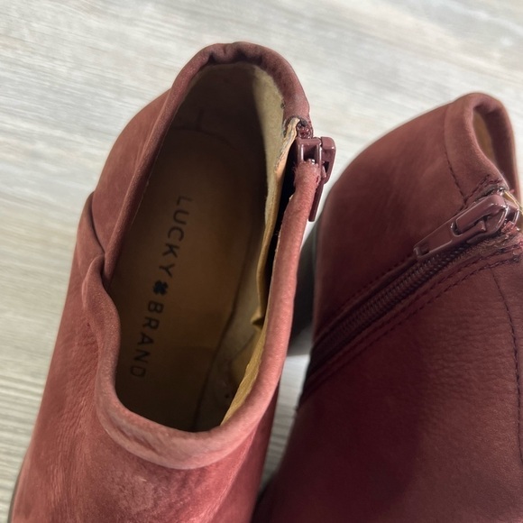 Lucky Brand Salza brick red leather asymmetrical ankle boots with zipper sz 6.5 - Picture 10 of 13